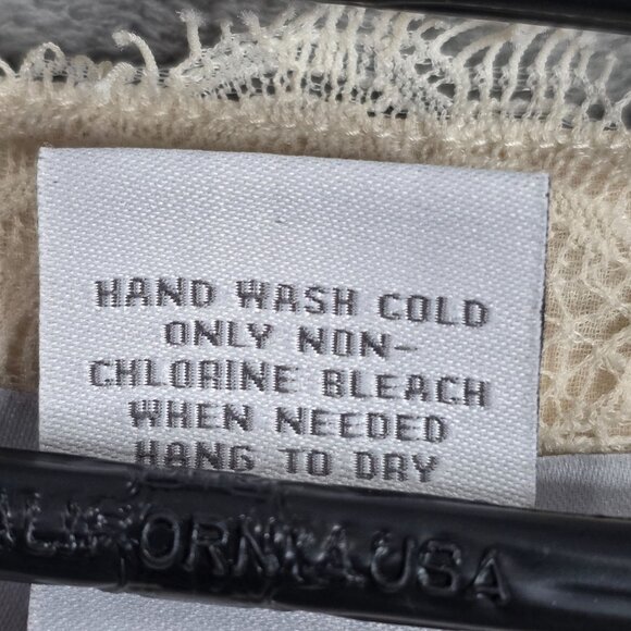 Womens Soft Surroundings Sheer Ivory Blouse Button-Front Long Sleeve Size L - Picture 3 of 7